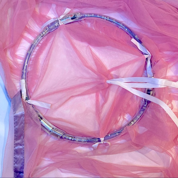 Hanging Net Canopy w/lights - Picture 8 of 8